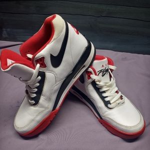 Men's Size 8 Nike Flight Legacy Red and White Sneakers